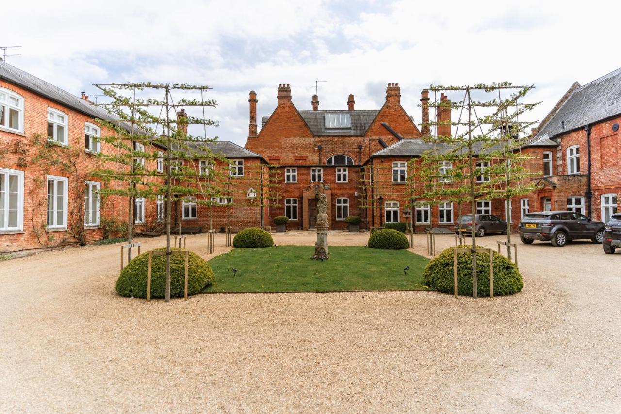 Chippenham Park Garden Rooms Экстерьер фото