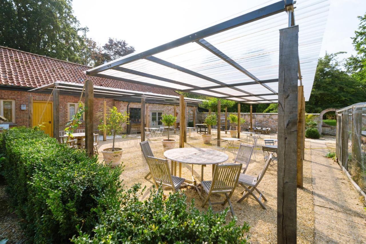 Chippenham Park Garden Rooms Экстерьер фото