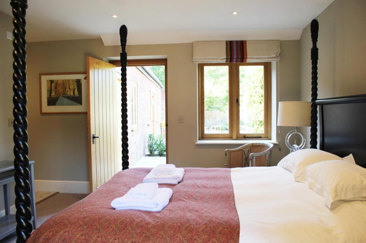 Chippenham Park Garden Rooms Экстерьер фото